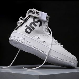 Air Superme White Hightop New Size 9-9.5